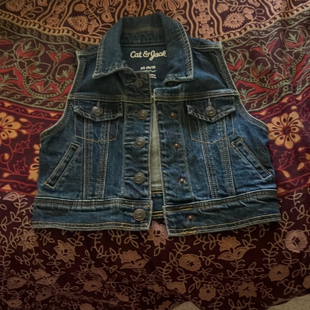 vest